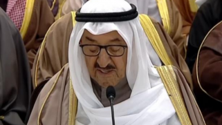 أمير الكويت: الخلاف الخليجي عابر