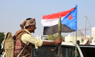 المجلس الجنوبي يحسم الوضع في عدن ويستبعد سلطة هادي والإصلاح