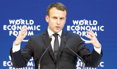 ماكرون يعلن عودة فرنسا… وينتقد ترمب