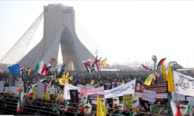 ثورة الخميني في ذكراها.. طموح التمدد وتحديات البقاء ثورة الخميني في ذكراها.. طموح التمدد وتحديات البقاء