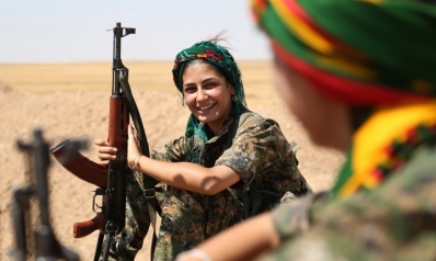 حلفاء الولايات المتحدة يشتبكون، والقتال ضد “داعش” يتعثر