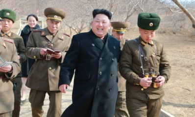 كوريا الشمالية تنظم عرضاً عسكرياً للاحتفال بذكرى تأسيس جيشها