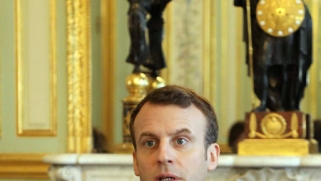 ماكرون يريد دورا أكبر لفرنسا في الأزمة السورية
