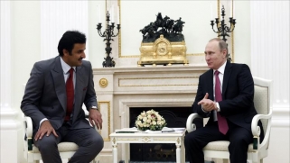 أمير قطر يبدأ زيارته إلى روسيا