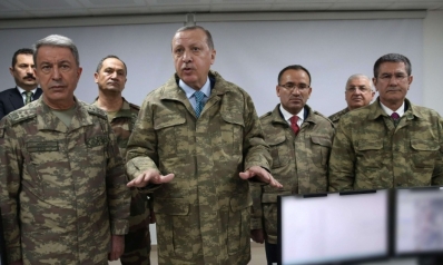 الخلاف بين أردوغان والجيش يعطّل الحسم في عفرين