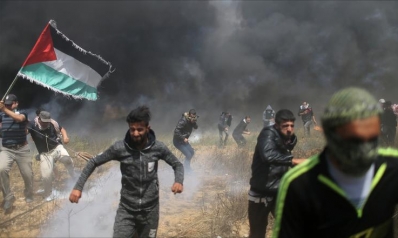 بالرصاص وقنابل الغاز.. الاحتلال يستهدف “الشباب الثائر”
