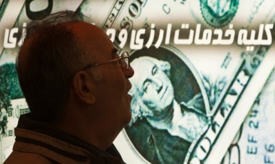 المشاكل المالية في طهران ستختبر قُوّة السياسة الأمريكية