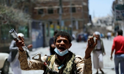 التحالف العربي يستهدف رؤوس التمرد الحوثي ويفكك بنيته