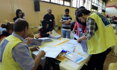 العراق يتجه لإعادة فرز الأصوات يدويا في الانتخابات البرلمانية