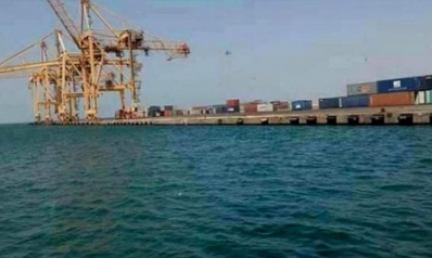 التحالف: الحوثيون يعرقلون حركة الملاحة البحرية بميناء الحديدة