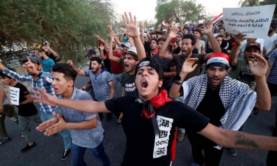 خريجو الجامعات شرارة لانتفاضة جديدة في العراق