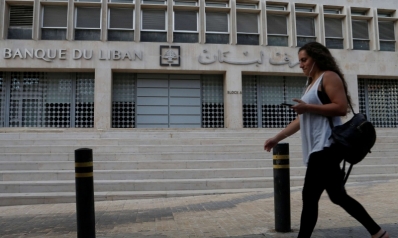 الفراغ السياسي يقود الاقتصاد اللبناني إلى الهاوية