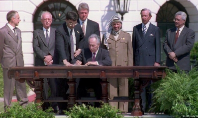 25 عاماً بعد “أوسلو”: السلام في الشرق الأوسط أبعد من أي وقت مضى