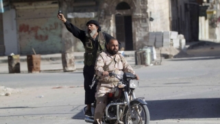 تحرير الشام تتأهب لمغادرة إدلب باتفاقات “سرية”