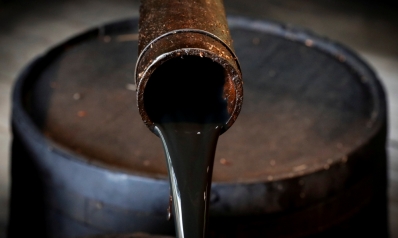 النفط يرتفع بفعل مخاوف الإمدادات وترامب يضغط على الأسعار