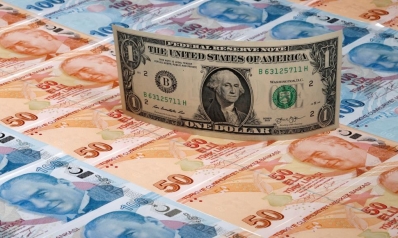 الليرة التركية عند أعلى مستوى أمام الدولار بشهرين