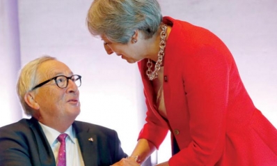 بريطانيا تستعد للخروج من الاتحاد باتفاقات ثنائية أوروبية بريطانيا تستعد للخروج من الاتحاد باتفاقات ثنائية أوروبية