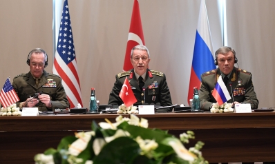 صفقات تركيا مع أميركا وروسيا.. المهمة لحل الصراع السوري قد تكون في خطر صفقات تركيا مع أميركا وروسيا.. المهمة لحل الصراع السوري قد تكون في خطر