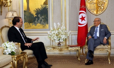 تمديد حالة الطوارئ في تونس على وقع أزمة سياسية مستمرة