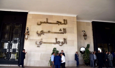 أزمة في البرلمان الجزائري بسبب تنحية رئيسه