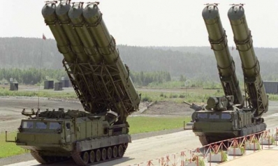 مصدر عسكري: روسيا زودت النظام السوري بصواريخ إس-300 مجانا