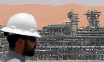 هبوط أسعار النفط.. على نفسه يجني ترامب هبوط أسعار النفط.. على نفسه يجني ترامب