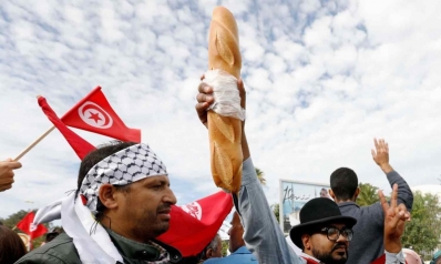 إضراب عام في تونس احتجاجا على رفض الحكومة رفع أجور الموظفين