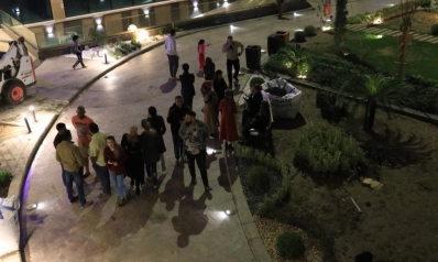 زلزال بإيران يوقع مئات المصابين.. وقتيلان بالعراق زلزال بإيران يوقع مئات المصابين.. وقتيلان بالعراق