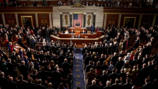 في تحد لترامب.. “الشيوخ” الأميركي يقر قانونا بإنهاء دعم حرب اليمن