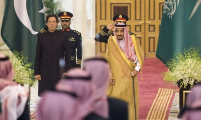 باكستان تدير بوصلتها السياسية صوب السعودية والإمارات لتحاشي إيران