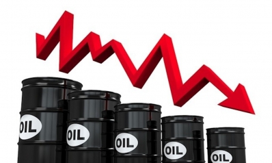 النفط يبدأ العام 2019 على انخفاض