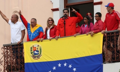 انقسام دولي بشأن الأزمة في فنزويلا