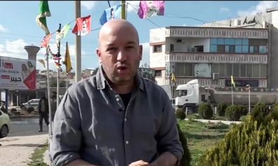 مراسل قناة إسرائيلية يتجول في أراضي النظام السوري