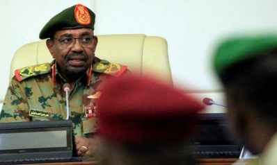 السودان يستعجل الحلول الاقتصادية بإقالة محافظ “المركزي”
