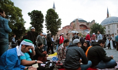 أردوغان يتعهد بتحويل آيا صوفيا إلى مسجد