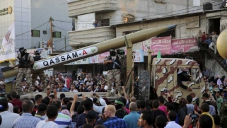 صاروخ تل أبيب يجر قطاع غزة لتصعيد إسرائيلي