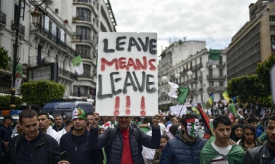 توقعات باستقالة رموز نظام بوتفليقة تلبية لمطالب المليونية السابعة في الجزائر