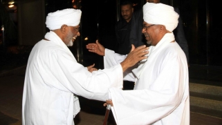 أين الإسلاميون من الثورة السودانية؟