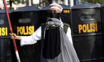 وباء الإسلام السياسي يأبى مغادرة جسد إندونيسيا