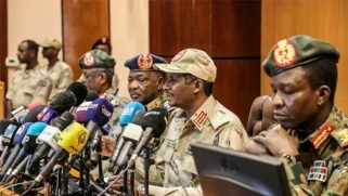 السودان: أحزاب «الفكّة» و«معركة ذات الكراسي»