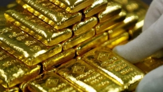أسعار الذهب ترتفع منهية سلسلة خسائر امتدت 4 أيام