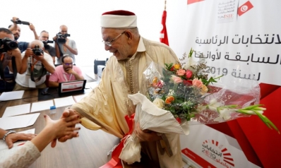 هل يمكن أن يتسامح علمانيو تونس مع محاولة إسلامية لتقلد السلطة؟