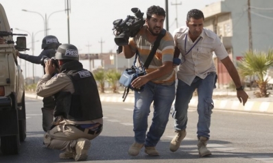 الصحافيون العراقيون يهربون من منازلهم حفاظا على حياتهم ودعوات لتدخل دولي لحمايتهم