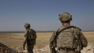 واشنطن تمهّد لانتقال القوات الأميركية من شمال سوريا إلى العراق