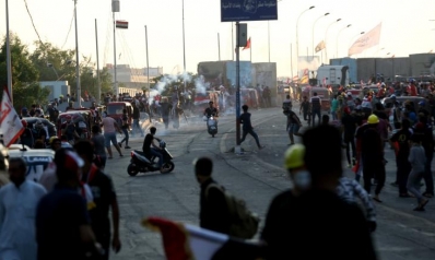 مظاهرات العراق تدخل يومها التاسع وواشنطن تدعو للاستجابة لمطالب الشعب