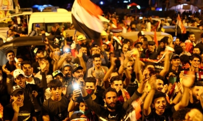 العراق.. عبد المهدي يرفض الاستقالة دون وجود بديل والجيش يرفع حظر التجول