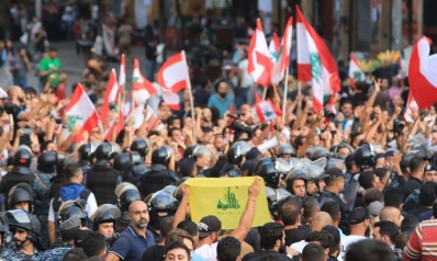 تبادل للأدوار بين زعماء الشيعة في لبنان: انفعال نصرالله مقابل هدوء بري