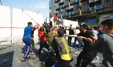 مصير انتفاضة العراق بين تشدد حكومة الأحزاب وصمود المحتجين ومساعي التدويل