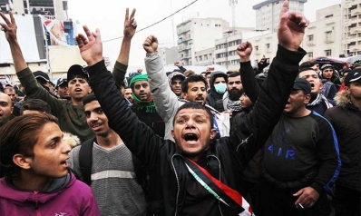 حلفاء إيران في العراق يشنون هجوماً على صالح وخطبة السيستاني تخلو من السياسة