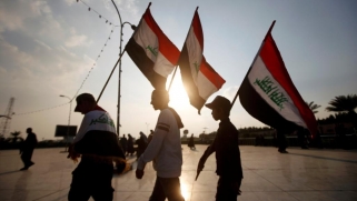 العراق.. المتظاهرون يتوافدون إلى الساحات